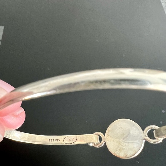 Silver Aztec Calendar bangle bracelet - Picture 4 of 5